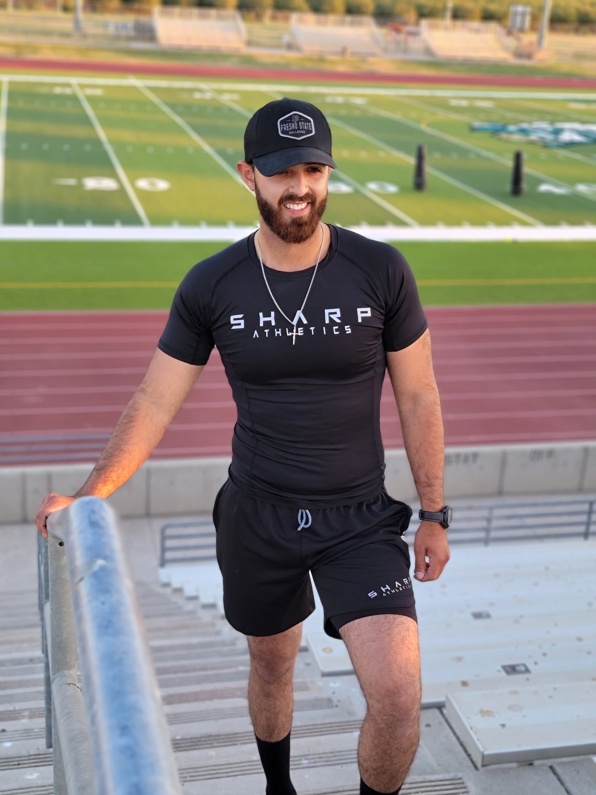 Men's Short Sleeve Compression Shirt – SHARP ATHLETICS